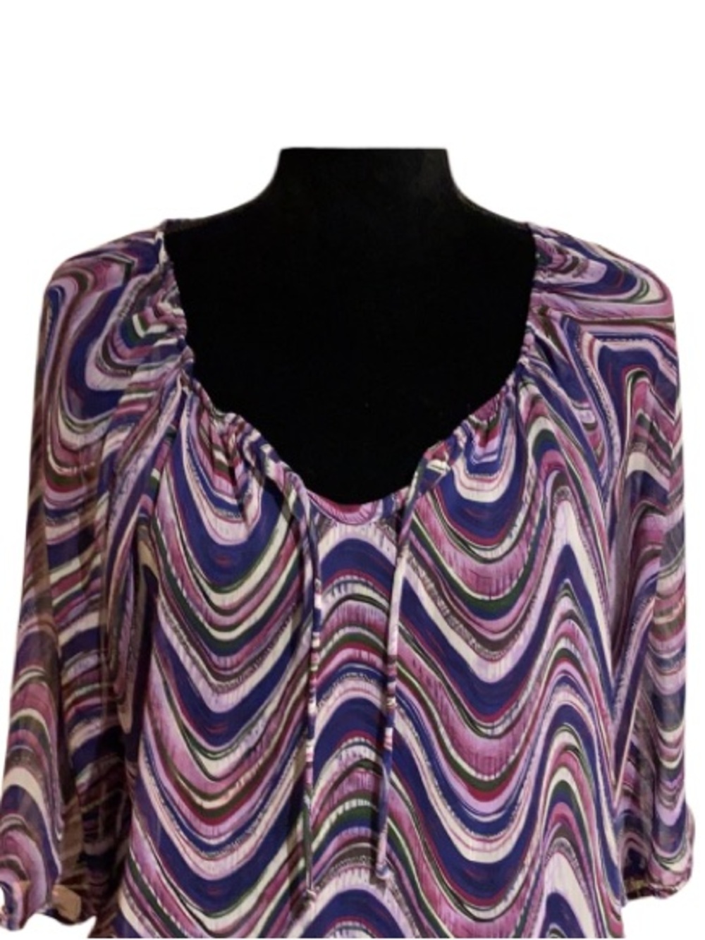 💜 SALE 2/$15 💜  Purple Wavy Blouse!!!
